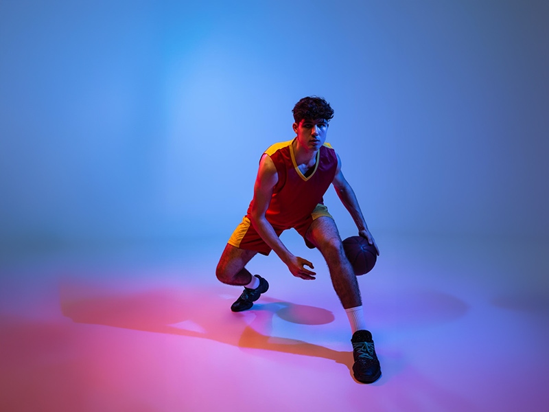 浓眉哥戴维斯的整蛊节目，曼恩被吓得惊魂失色...